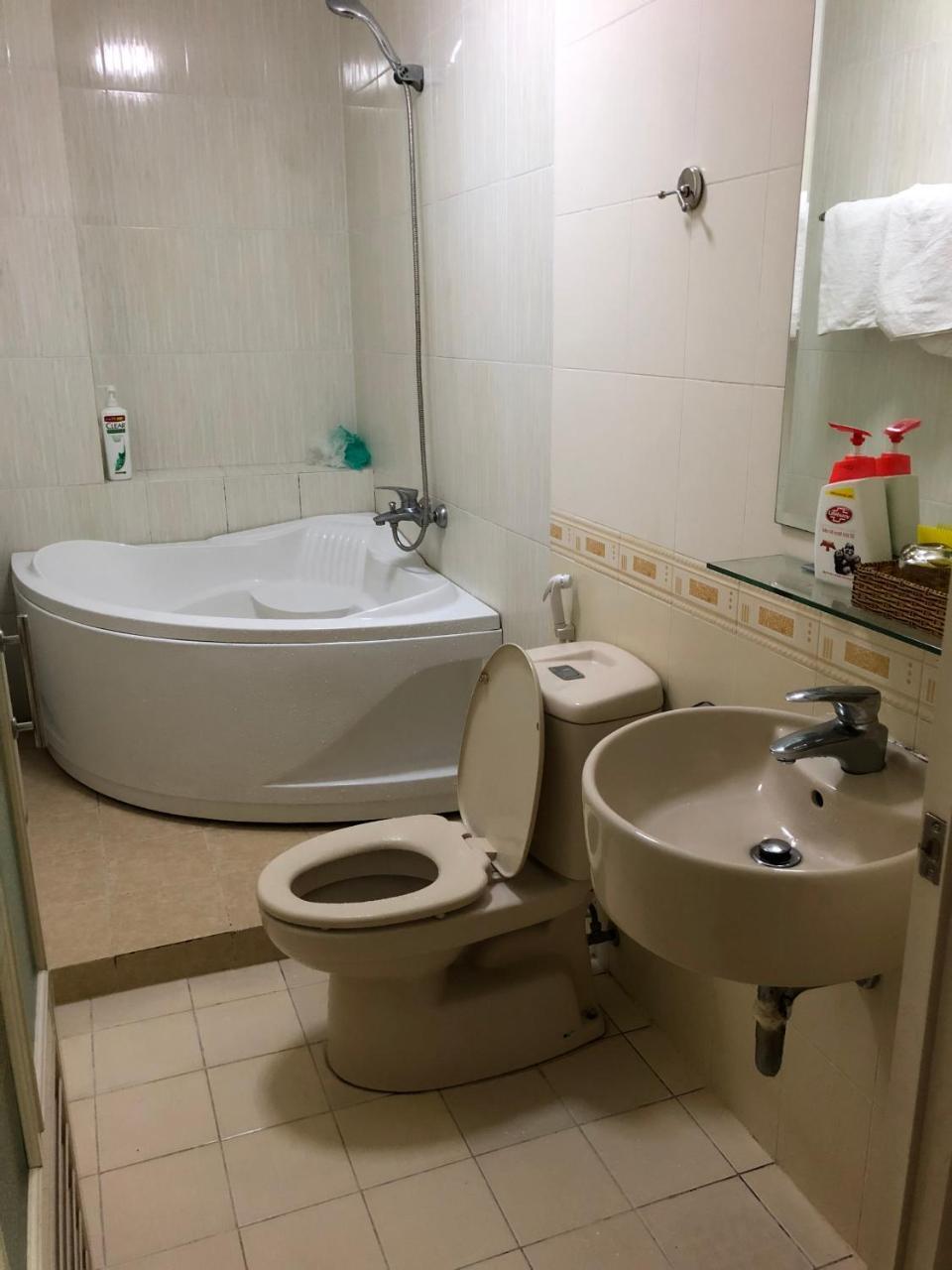 Hoang Oanh Hotel Ho Şi Min Exterior foto